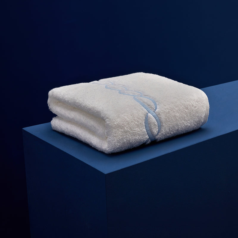 3 Piece Letter B Monogrammed Bath Towels Set, White Cotton with
