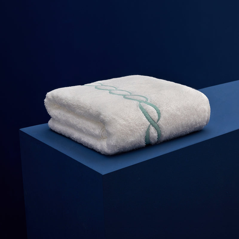 Luxe Chain Superior 1000 Gram Egyptian Cotton Bath Towel, White