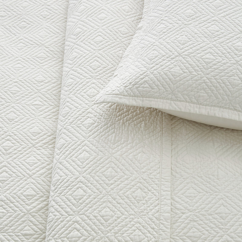 Evelyn Stitch Diamond Luxury Pure Cotton Quilt, Ivory