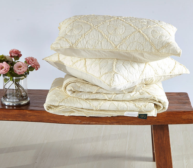 Country Idyl Luxury Ivory Quilt - Calla Angel
 - 7