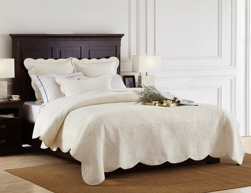 Letto Stella: trapunta 300gr/mq in puro cotone – pois – 4 colori Letto Stella: trapunta 300gr/mq in puro cotone – pois – 4 colori